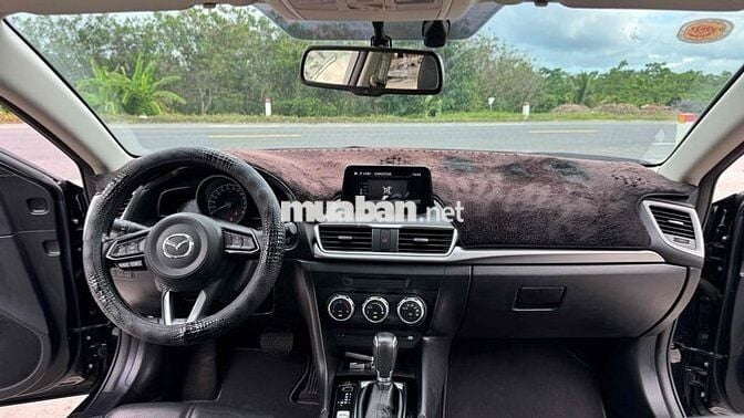 Mazda 3 1.5 AT Facelift 2017 20.000km 1 chủ cọp