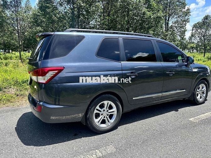 SsangYong Stavic 2017 Dầu Xám