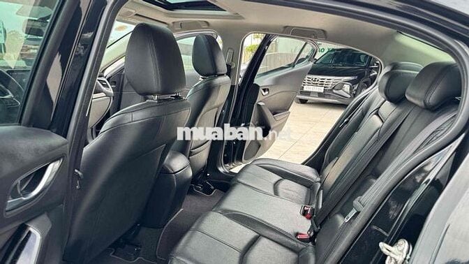 Mazda 3 1.5 AT Facelift 2017 20.000km 1 chủ cọp