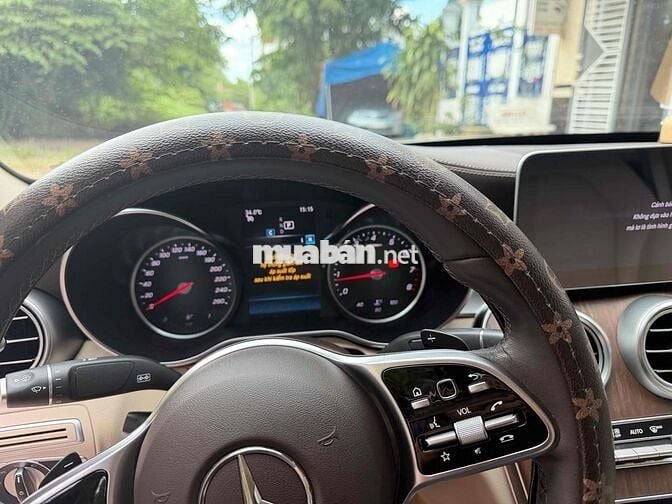 Mercedes-Benz C200 Exclusive 2021 Trắng 30.000 km