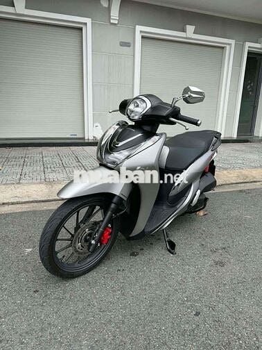 Honda SH Mode 2025 Bạc
