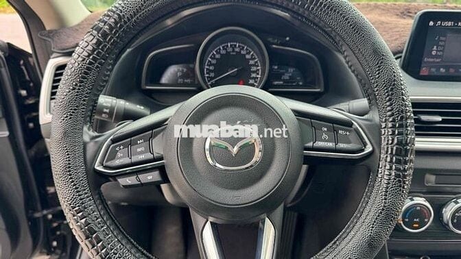 Mazda 3 1.5 AT Facelift 2017 20.000km 1 chủ cọp