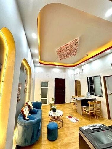 Cho thuê CHDV 2PN 60m2 full Nội thất ban công rộng rãi, 03 Tr Mai Ninh