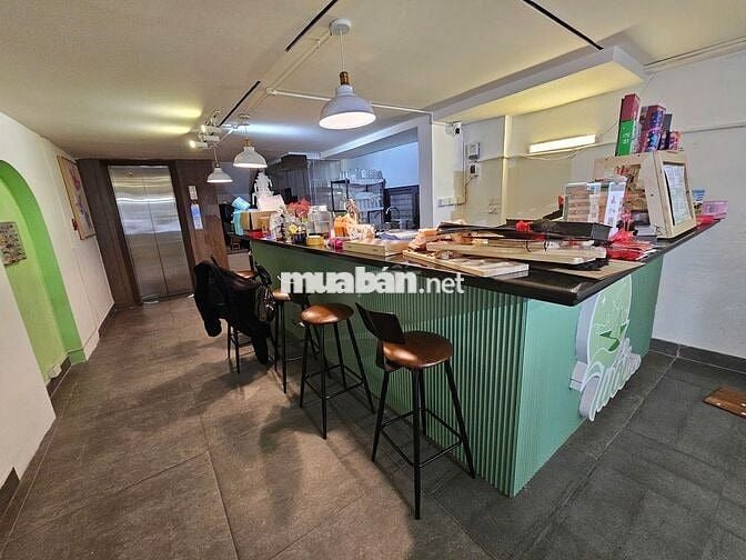 Cho thuê mặt bằng kinh doanh VIEW HỒ TÂY – FULL ĐỒ SETUP QUÁN CAFE