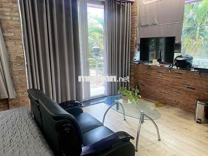 phòng studio lầu 1 - 30m2 mặt tiền đường Bình Quới