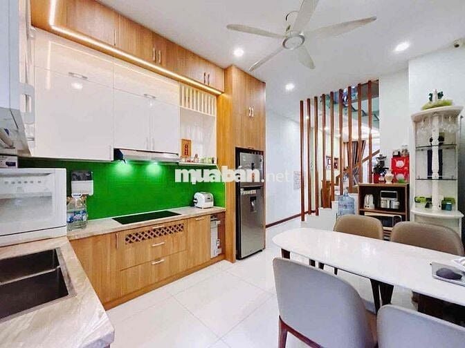 CHO THUÊ NHÀ MT ĐƯỜNG SỐ LÂM VĂN BỀN - P TÂN QUY Q7