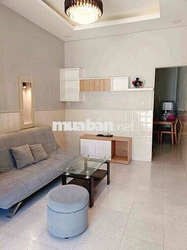 Bán Nhà 2 Tầng Giá 4tỷ Đường Ô Tô Cách Biển TP Nha Trang 300m.