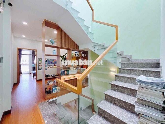 CHO THUÊ NHÀ MT ĐƯỜNG SỐ LÂM VĂN BỀN - P TÂN QUY Q7