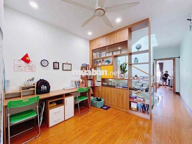 CHO THUÊ NHÀ MT ĐƯỜNG SỐ LÂM VĂN BỀN - P TÂN QUY Q7