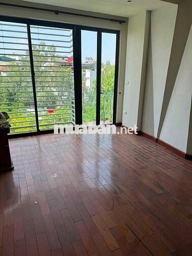 Cho thuê nhà 6 tầng ngõ 86 Duy Tân Giá 25tr/tháng