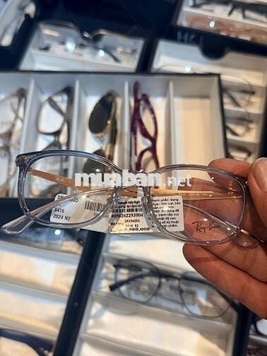 ASV Optical tuyển nhân viên bán hàng ca cố định