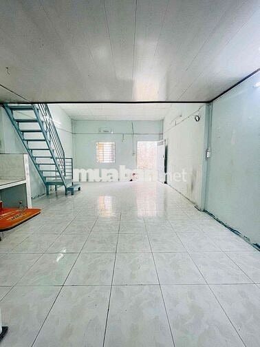 CHO THUÊ NHÀ NGUYÊN CĂN GẦN KCN TÂN BÌNH-NHÀ GA T3 SIÊU RỘNG
