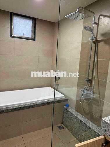 Chính chủ gửi cho thuê căn hộ 3PN có thêm kho - khu Emerlad Cealdon Tâ