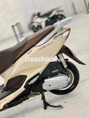 Honda Lead 125 2018 SmartKey Màu Kem Chính Chủ
