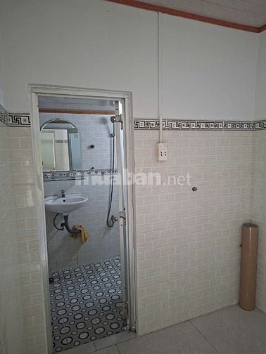 Nhà hẻm 4x16 Dương Bá Cung , đối diện bến xe miền Tây