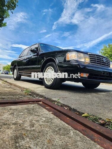 Toyota Crown 1994 Đen