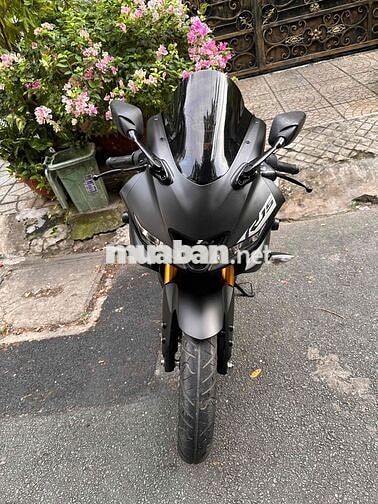 Yamaha R15 V3 10.000 km màu Đen