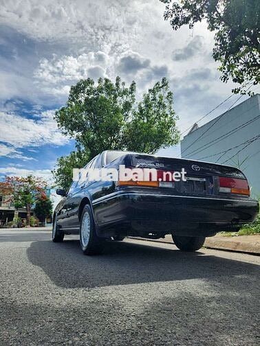Toyota Crown 1994 Đen