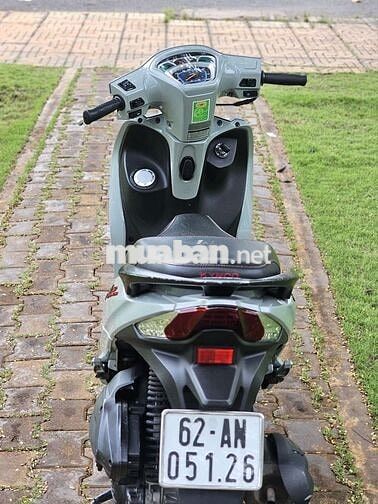 Kymco Candy Xám Tự động