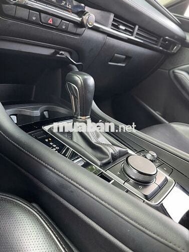 Mazda 3 2022 1.5AT Luxury Trắng Tự động