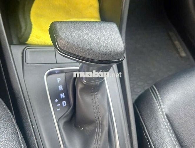 Hyundai Accent 1.5AT 2025 Trắng Tự động