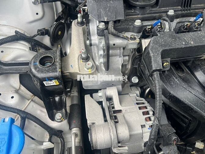 Hyundai Accent 1.5AT 2025 Trắng Tự động