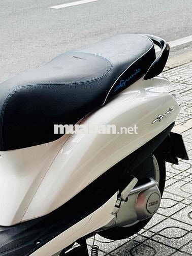 Yamaha Grande Hybrid Trắng 125cc cuối 2020