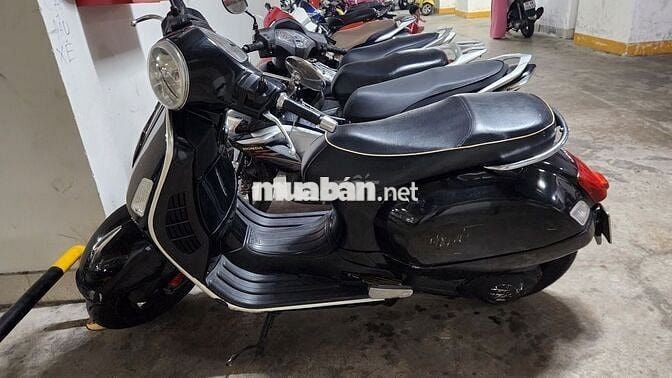 Piaggio Vespa GTS Đen 56.283 km
