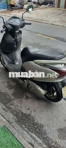 Honda Lead Bạc