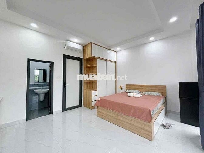 NGUYỄN THỊ THẬP_BAN CÔNG THOÁNG_VIEW ĐẸP