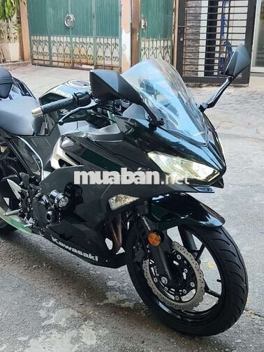 Kawasaki Ninja N4