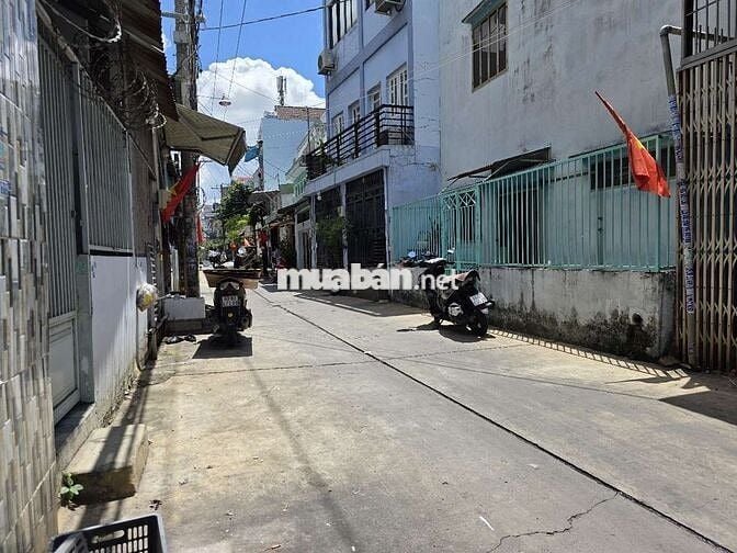 Bán Nhà Riêng hẻm 350 Ấp Chiến Lược, Bình Tân,  4,7 tỷ, hẻm xe hơi
