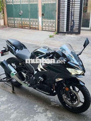 Kawasaki Ninja N4