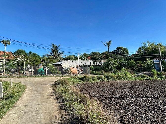BÁN LÔ ĐẤT FULL THỔ CƯ CÁCH BIỂN 1.5km