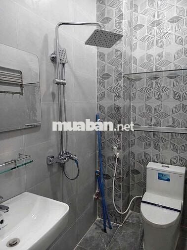 Nhà 5 tầng hẻm Nguyễn Tiểu La Quận 10 TpHCM