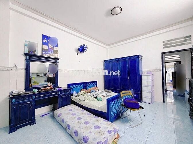 Bán nhà hẻm xe hơi Quận 7, 4.2x24m, 4 tầng, ô tô ngủ nhà, chỉ 8.x tỷ