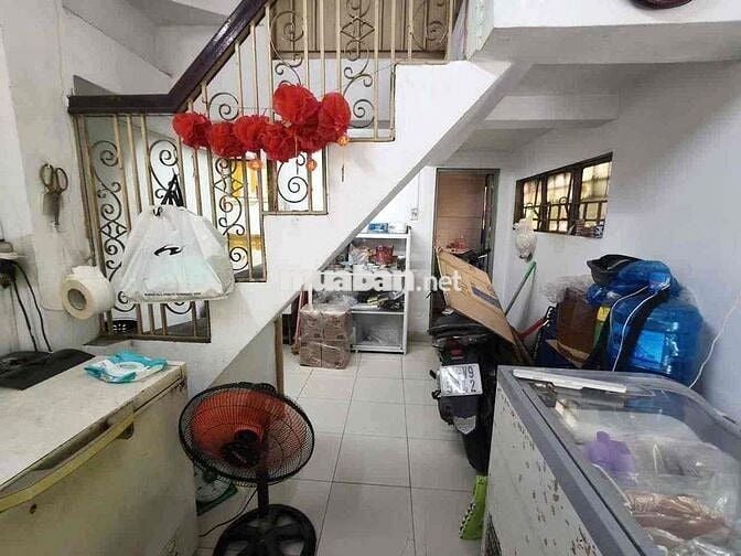 Bán nhà Phùng Văn Cung,50m2, 4 Tầng, 3PN, mặt tiền sầm uất , TL