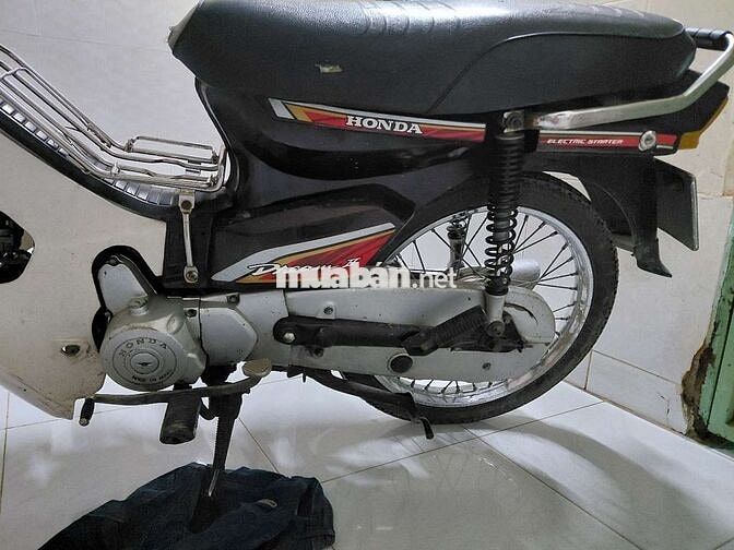 Honda Dream II Trắng, Đen Trung Quốc
