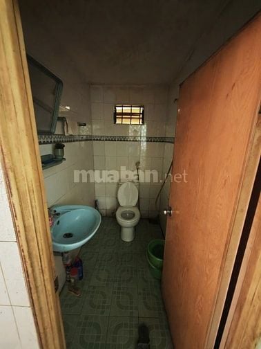 Chính chủ bán nhà 122 đường 68 KDC Bình Phú