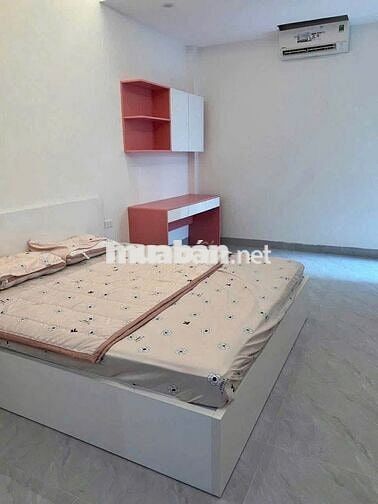 Cho thuê nhà Bồ Đề, 6 tầng, Thang Máy, ô tô đỗ, nhà mới,Full đồ ở ngay