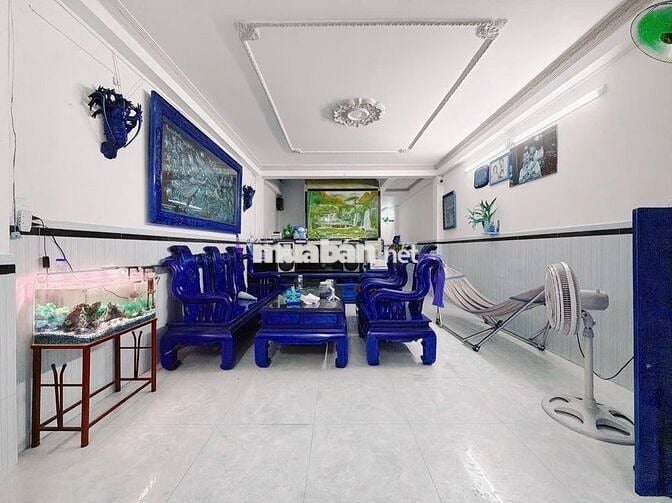 Bán nhà hẻm xe hơi Quận 7, 4.2x24m, 4 tầng, ô tô ngủ nhà, chỉ 8.x tỷ