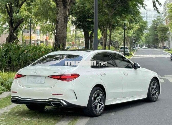 Mercedes Benz C300 AMG V1 2022 Trắng 26.000km