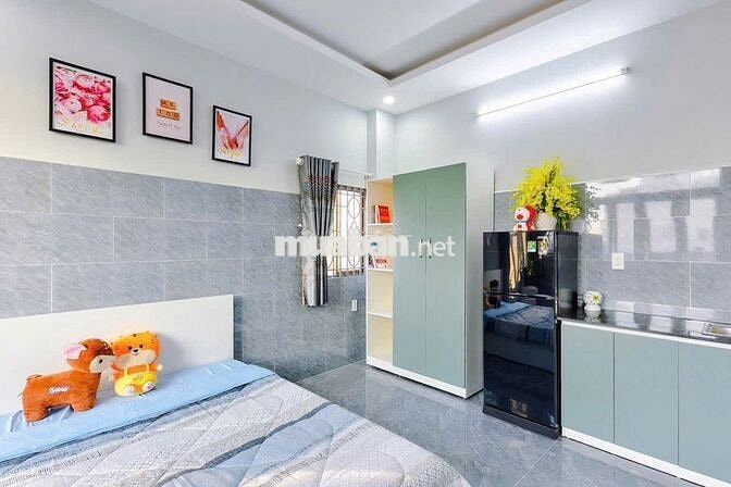 Phòng ban công ngay cầu Điện Biên Phủ cho sinh viên UEF Q1 Bình Thạnh