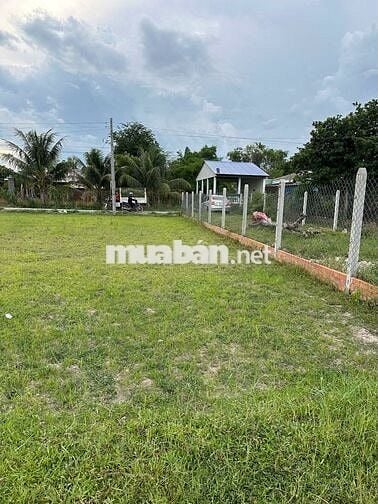 Cần bán gấp đất thổ cư 135m2 Đức Lập Hạ, giáp TPHCM - Sổ hồng riêng.