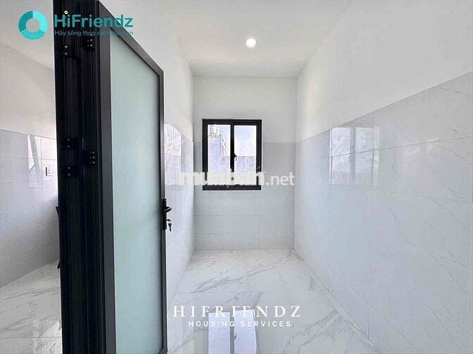 Phòng Trọ 1PN Cửa Sổ Thang Máy,Hầm Xe, Thuận Tiện Qua ĐH UEH , VHU