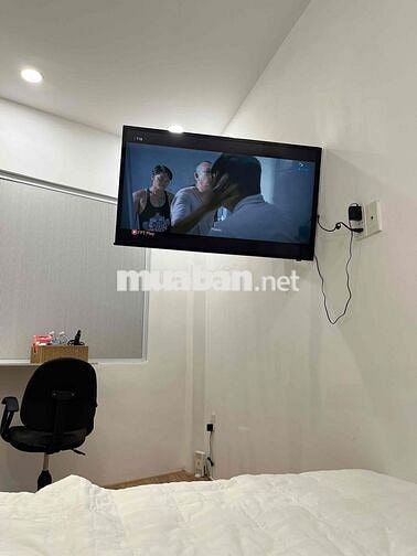 Cho thuê phòng mặt tiền số 6 Hồ Hảo Hớn, Q1
