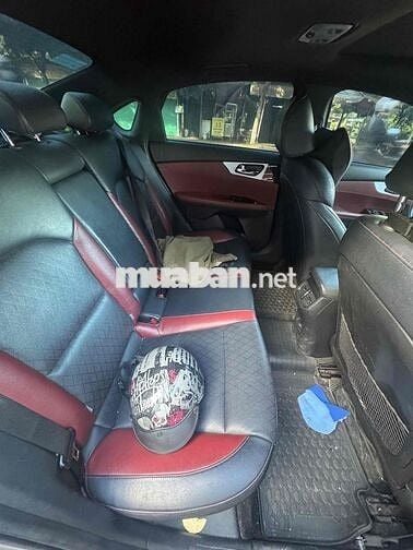 Kia K3 Premium 2022 Xám