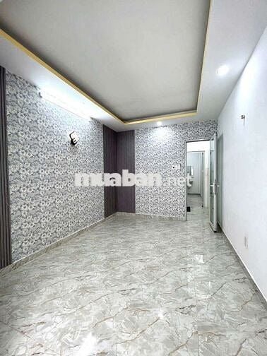 Cho thuê nhà đẹp Fhunl Nội Thất Y Hình 