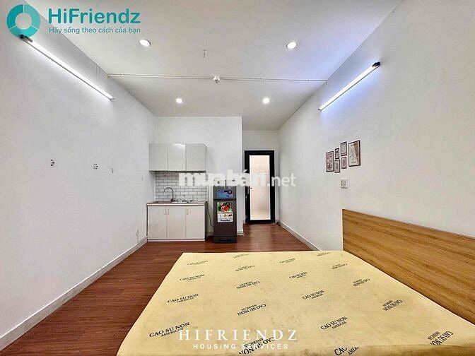 Cho Thuê Phòng Full NT,Mặt Tiền Đường Sát Parcmall Q8, Gần UEH , STU