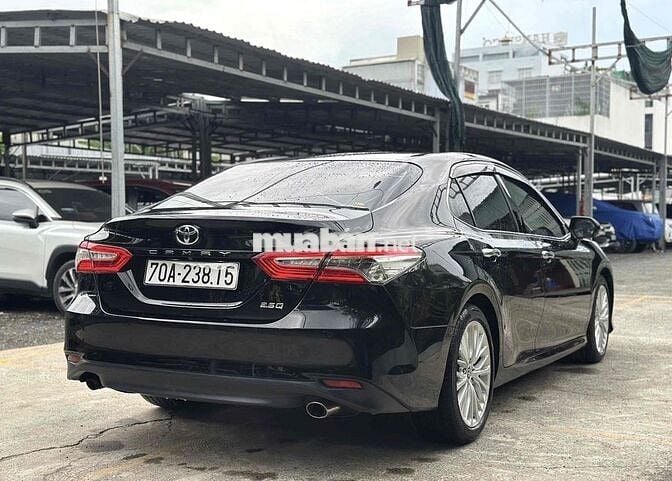 Toyota Camry 2.5Q 2019 nhập Thái Lan